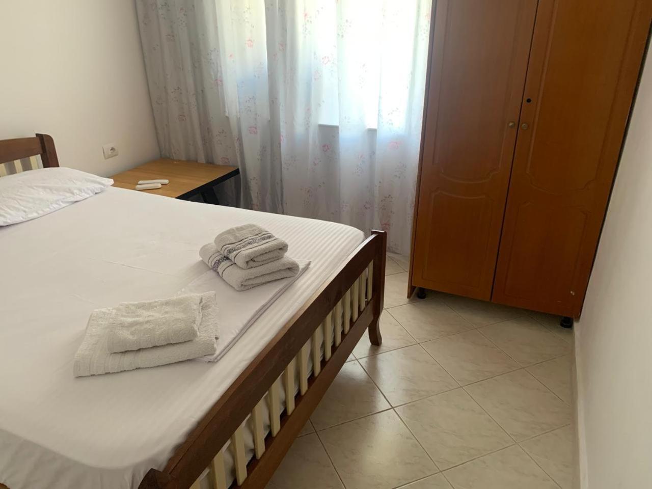 Angjelo Apartments Sarande Bilik gambar